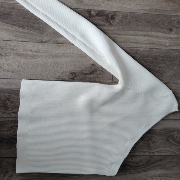 Knit top - Picture 2 of 2